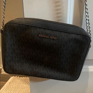FREE with purchase Michael Kors shoulder Bag silver chain